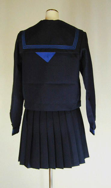 冬紺セーラー服ラインカラー上下セット(学販オリジナル・カフス付・学校制服・スカーフ付)後ろ